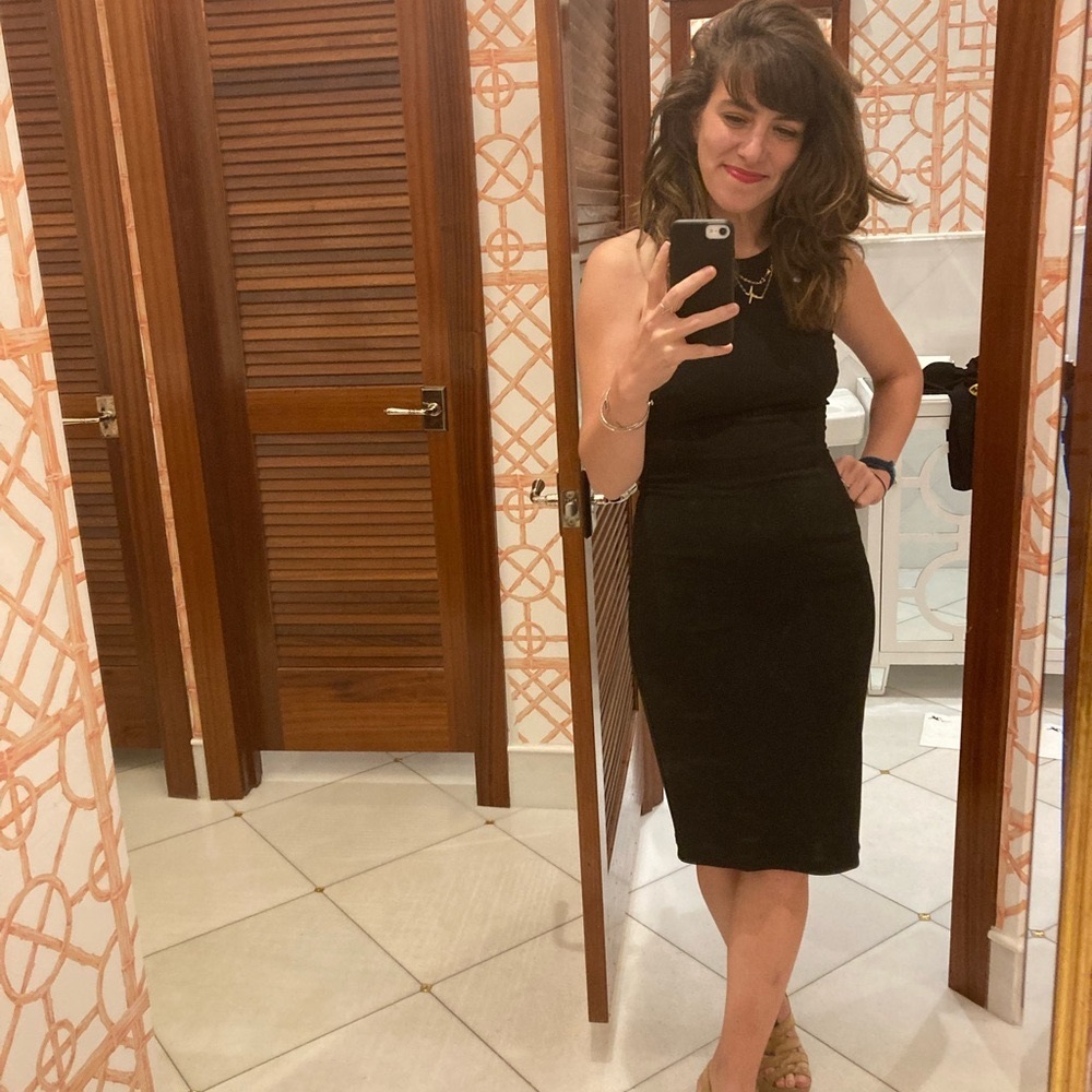 Elegant Black Midi Gio Guerreri Dress